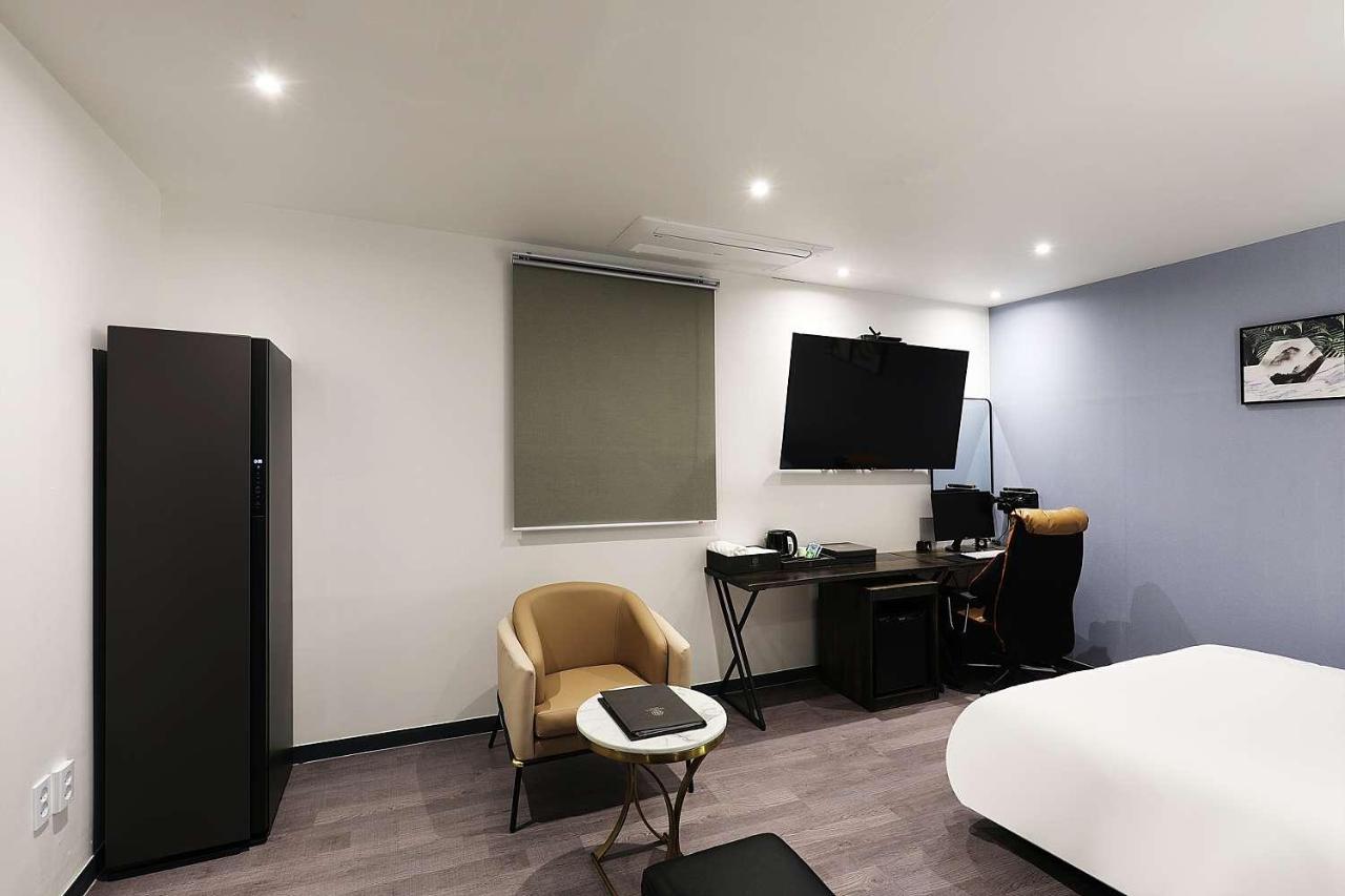 Mariposa Hotel Songtan بيونجتايك المظهر الخارجي الصورة